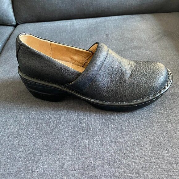 BASS-SHEENA BLACK LEATHER WOMEN SLIP ON WEDGE NURSING SHOES - Picture 4 of 9